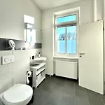Am Harz Mit Kueche, Balkon, Waschmaschine, Parkplatz Mit Wallbox Ballenstedt