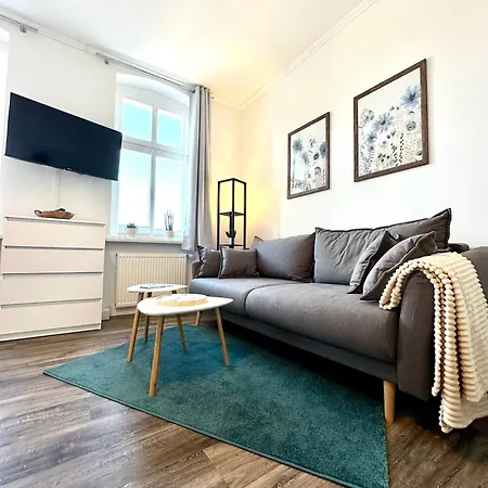 Am Harz Mit Kueche, Balkon, Waschmaschine, Parkplatz Mit Wallbox Ballenstedt