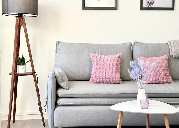 Appartement Am Harz Mit Kueche, Balkon, Waschmaschine, Parkplatz Mit Wallbox Ballenstedt